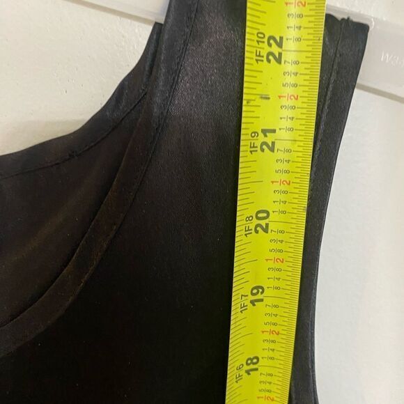 - Susan graver  Women’s sleeveless black top size extra small‎ - Picture 3 of 4